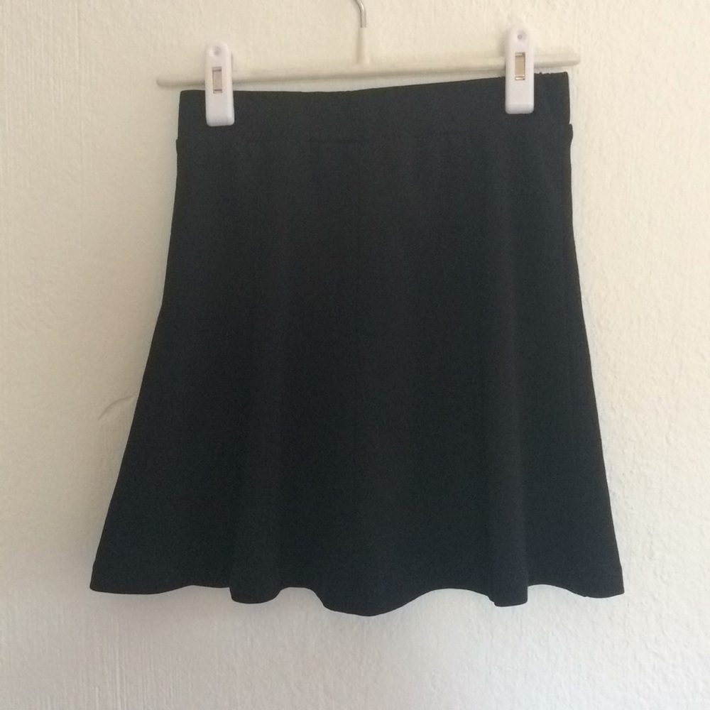 Black H&M skirt
